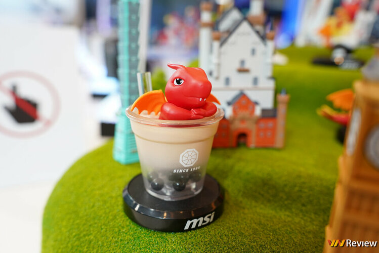 DSC09918_1280 logo mau.jpg