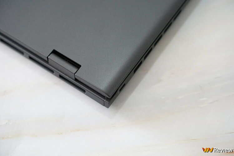 DSC01483_1280 logo mau.jpg