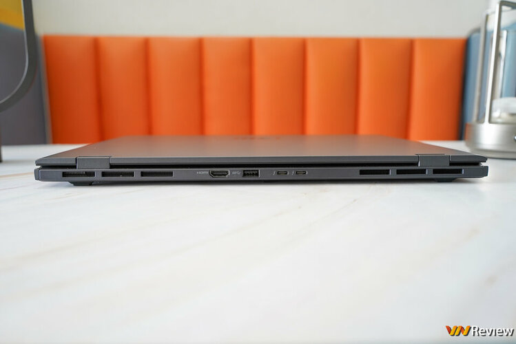 DSC01489_1280 logo mau.jpg