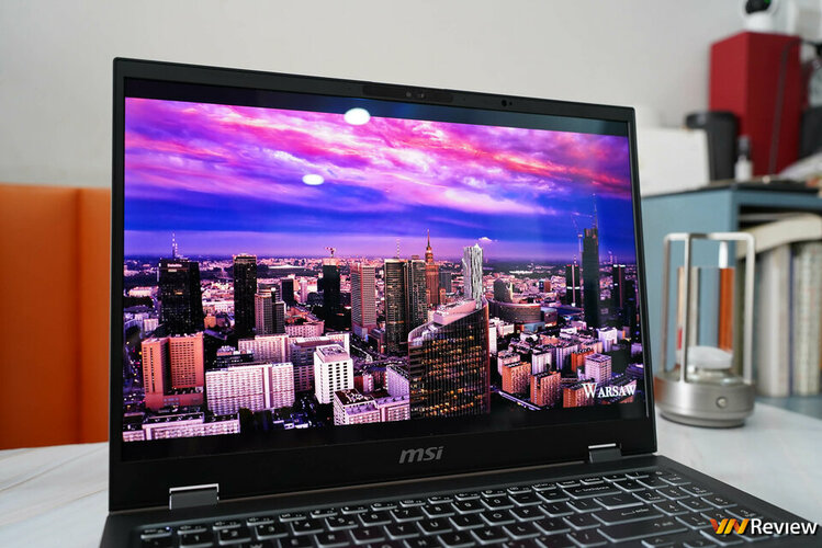 DSC01748_1280 logo mau.jpg