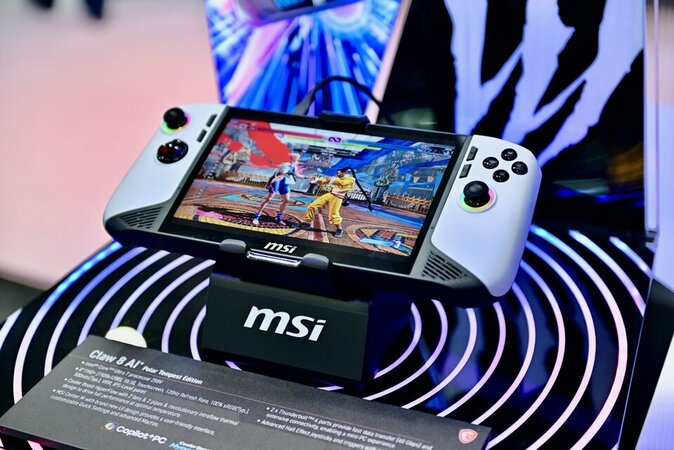 DSC_8115_ko lo go.jpg